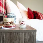 Hotell Bristol 3*