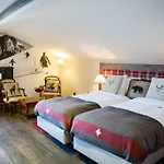 Bristol 3*