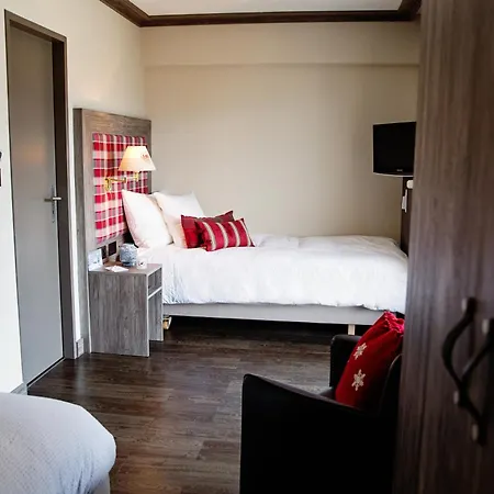 Bristol Hotel 3*