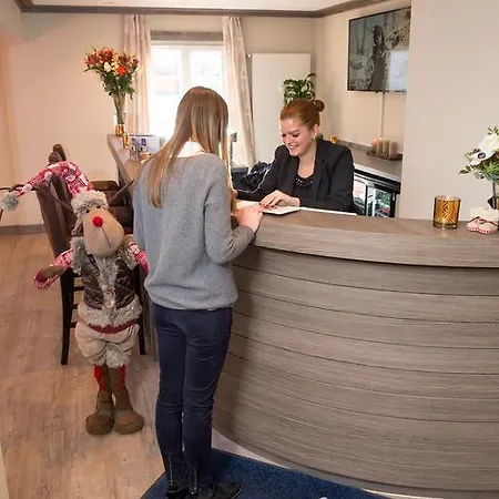 Bristol Hotel 3*
